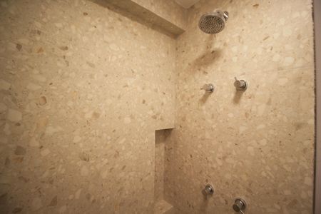 Banheiro de kitnet/studio à venda com 1 quarto, 21m² em Indianópolis, São Paulo