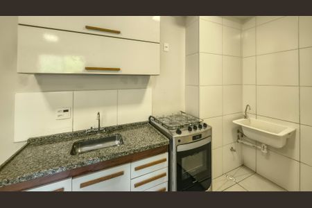 Apartamento para alugar com 34m², 2 quartos e sem vagaCozinha e Área de Serviço