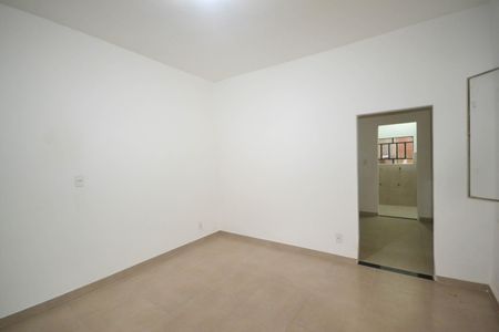 Sala de casa para alugar com 1 quarto, 60m² em Três Corações, Nova Iguaçu