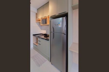 Cozinha de kitnet/studio para alugar com 1 quarto, 21m² em Paraíso, São Paulo