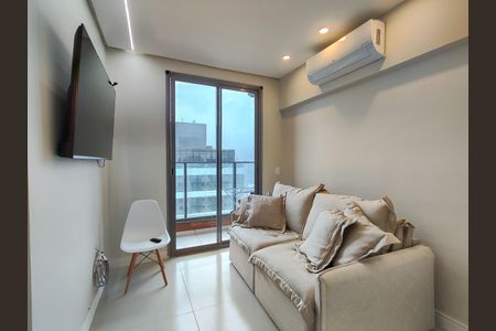 Sala de apartamento para alugar com 2 quartos, 42m² em Santo Cristo, Rio de Janeiro