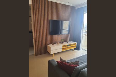 Sala de apartamento à venda com 2 quartos, 65m² em Alphaville Industrial, Barueri