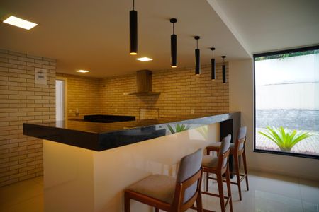 Apartamento à venda com 98m², 2 quartos e 1 vaga Apartamento à venda com 98m², 2 quartos e 1 vagaÁrea comum - Salão de festas