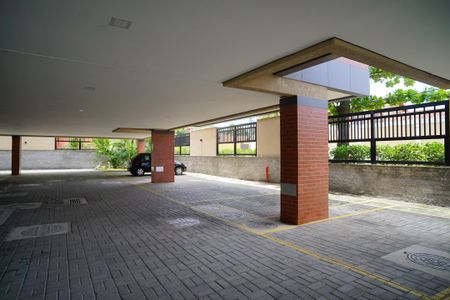 Apartamento à venda com 98m², 2 quartos e 1 vaga Apartamento à venda com 98m², 2 quartos e 1 vagaÁrea comum