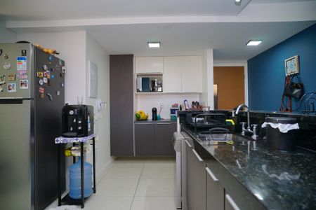 Apartamento à venda com 98m², 2 quartos e 1 vaga Apartamento à venda com 98m², 2 quartos e 1 vagaCozinha