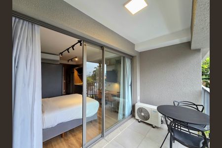 Studio para alugar com 29m², 1 quarto e sem vagaVaranda