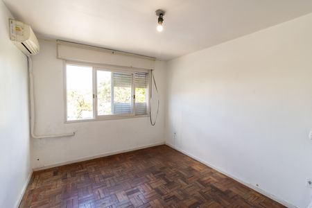 Quarto 1 de apartamento para alugar com 2 quartos, 52m² em Glória, Porto Alegre