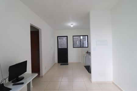 Sala de apartamento para alugar com 2 quartos, 54m² em Parque Residencial Candido Portinari, Ribeirão Preto
