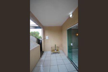 Casa para alugar com 86m², 3 quartos e sem vagaVaranda