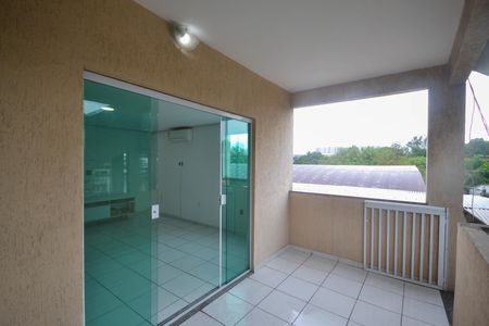 Casa para alugar com 86m², 3 quartos e sem vagaVaranda