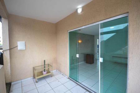 Casa para alugar com 86m², 3 quartos e sem vagaVaranda