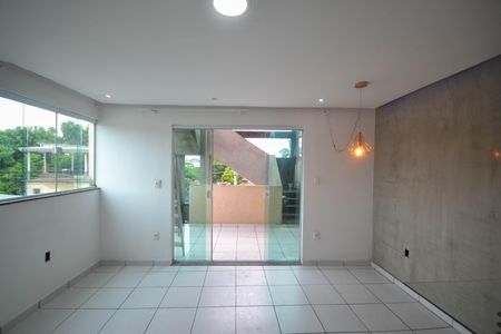 Casa para alugar com 86m², 3 quartos e sem vagaSala