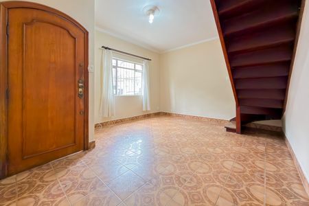 Casa à venda com 70m², 2 quartos e sem vaga Casa à venda com 70m², 2 quartos e sem vagaSala