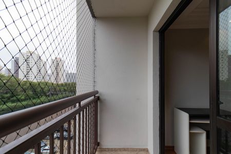 Varanda de apartamento para alugar com 4 quartos, 93m² em Barra Funda, São Paulo