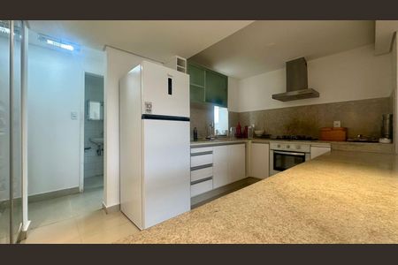 Apartamento à venda com 85m², 3 quartos e 1 vaga Apartamento à venda com 85m², 3 quartos e 1 vagaCozinha
