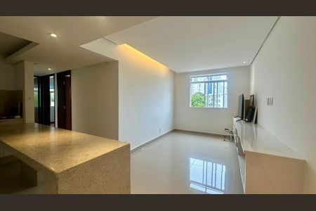 Sala  de apartamento à venda com 3 quartos, 85m² em Anchieta, Belo Horizonte