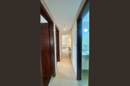 Apartamento à venda com 85m², 3 quartos e 1 vaga Apartamento à venda com 85m², 3 quartos e 1 vagaCorredor