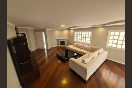 Sala de casa de condomínio para alugar com 4 quartos, 333m² em Alphaville, Santana de Parnaíba