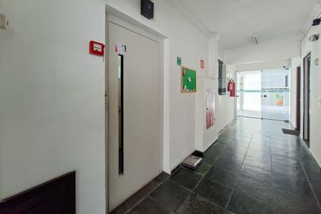 Apartamento para alugar com 92m², 2 quartos e 1 vagaHall de entrada