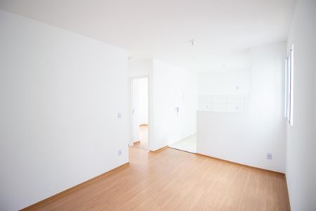Sala de apartamento para alugar com 2 quartos, 42m² em Bom Jesus, Contagem