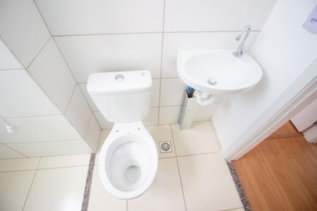 Apartamento para alugar com 42m², 2 quartos e 1 vaga Apartamento para alugar com 42m², 2 quartos e 1 vagaBanheiro Social