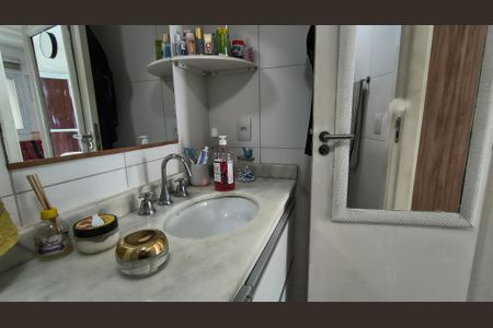 Apartamento à venda com 91m², 3 quartos e 2 vagas Apartamento à venda com 91m², 3 quartos e 2 vagasBanheiro da Suíte 1