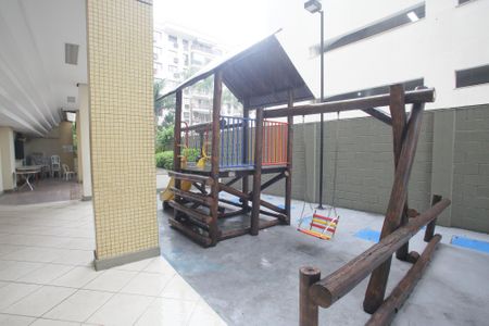 Apartamento para alugar com 70m², 2 quartos e 1 vagaÁrea comum - Playground