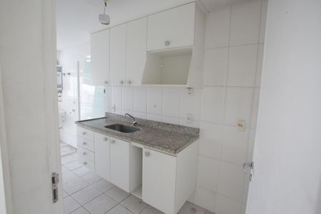 Apartamento para alugar com 70m², 2 quartos e 1 vagaCozinha