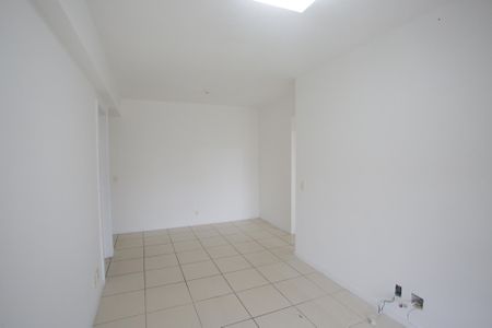 Sala de apartamento para alugar com 2 quartos, 70m² em Freguesia (jacarepaguá), Rio de Janeiro