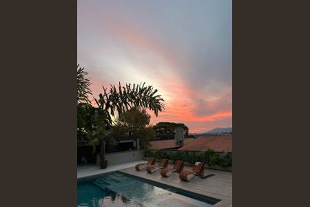 Casa de condomínio à venda com 1054m², 5 quartos e 6 vagasFoto 06