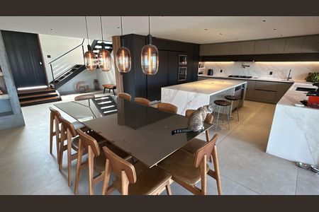 Casa de condomínio à venda com 1054m², 5 quartos e 6 vagasFoto 31