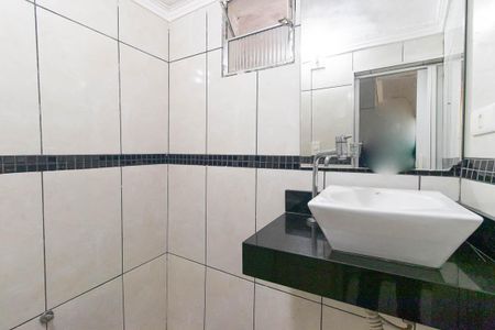 Casa para alugar com 100m², 3 quartos e sem vagaLavabo