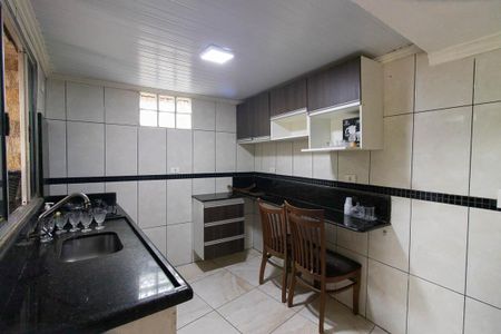 Casa para alugar com 100m², 3 quartos e sem vagaCozinha