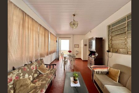 Casa à venda com 301m², 3 quartos e 2 vagasSala 2