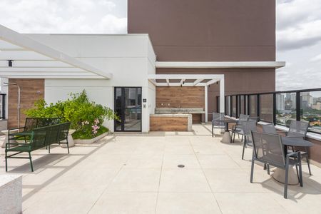 Apartamento para alugar com 32m², 1 quarto e sem vaga Apartamento para alugar com 32m², 1 quarto e sem vagaPiscina