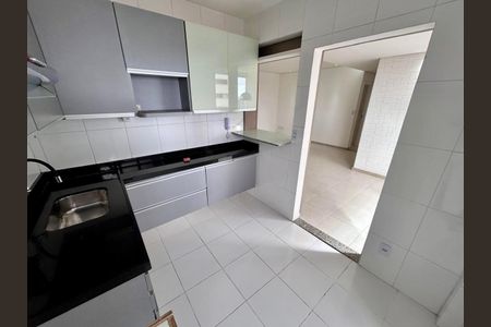 Apartamento para alugar com 4 quartos, 84m² em Buritis, Belo Horizonte