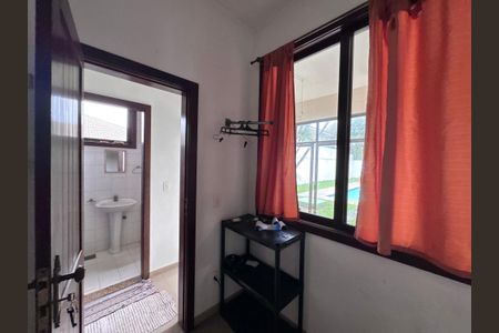 Casa de condomínio à venda com 767m², 5 quartos e 4 vagas Casa de condomínio à venda com 767m², 5 quartos e 4 vagasÁrea de Serviço - Quarto 1