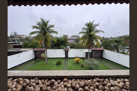 Casa de condomínio à venda com 767m², 5 quartos e 4 vagas Casa de condomínio à venda com 767m², 5 quartos e 4 vagasVaranda