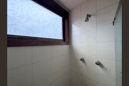 Casa de condomínio à venda com 767m², 5 quartos e 4 vagas Casa de condomínio à venda com 767m², 5 quartos e 4 vagasSuíte 3 - Banheiro