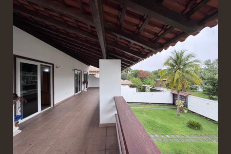 Casa de condomínio à venda com 767m², 5 quartos e 4 vagas Casa de condomínio à venda com 767m², 5 quartos e 4 vagasVaranda