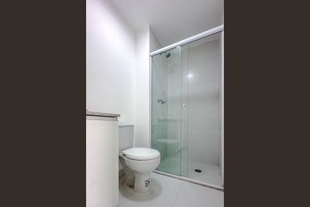 Apartamento para alugar com 64m², 2 quartos e 1 vaga Apartamento para alugar com 64m², 2 quartos e 1 vagaBanheiro da Suíte