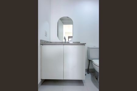 Apartamento para alugar com 64m², 2 quartos e 1 vaga Apartamento para alugar com 64m², 2 quartos e 1 vagaBanheiro da Suíte