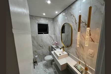 Casa à venda com 130m², 2 quartos e 2 vagasBanheiro 1