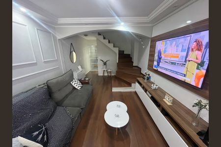 Sala  de casa para alugar com 2 quartos, 130m² em Cidade Antônio Estêvão de Carvalho, São Paulo