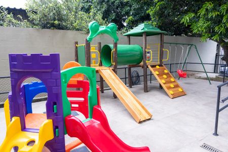 Apartamento para alugar com 60m², 2 quartos e 1 vagaÁrea comum - Playground