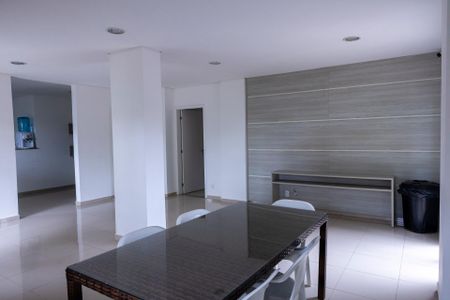 Apartamento para alugar com 60m², 2 quartos e 1 vagaÁrea comum - Salão de festas