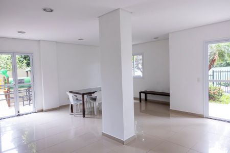 Apartamento para alugar com 60m², 2 quartos e 1 vagaÁrea comum - Salão de festas