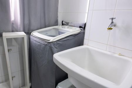 Apartamento para alugar com 60m², 2 quartos e 1 vagaÁrea de Serviço