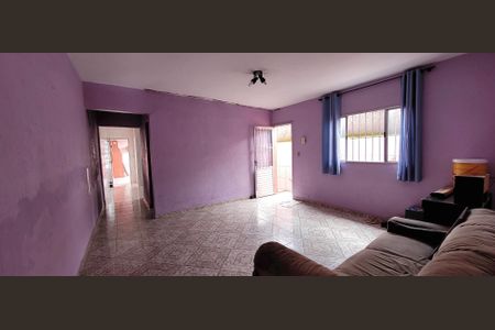 Sala de casa para alugar com 3 quartos, 118m² em Jardim Adriana, Itaquaquecetuba