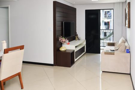 Sala de apartamento para alugar com 3 quartos, 70m² em Cabula, Salvador
